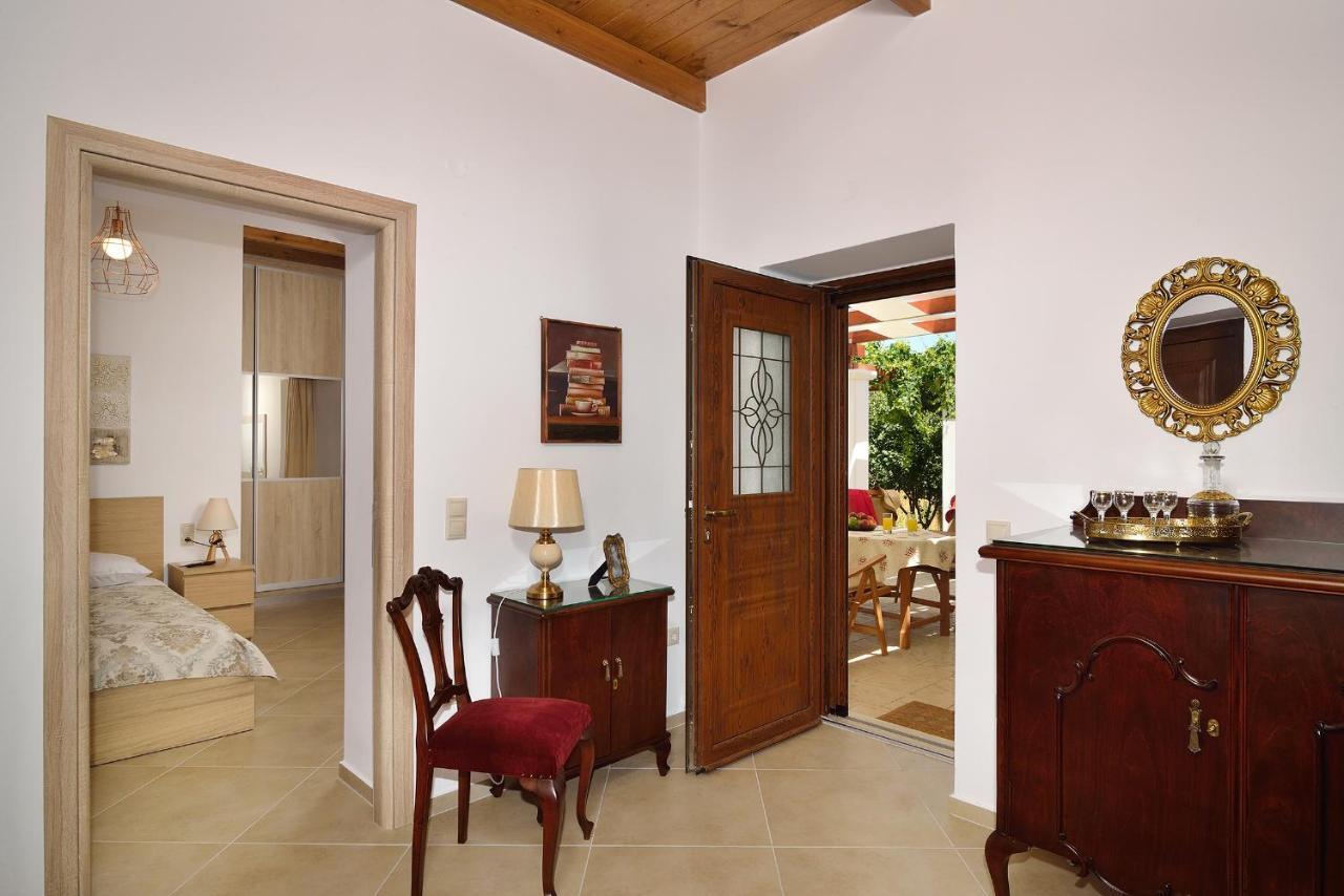 Anna 'S House - Garden Cottage In Kíssamos Dış mekan fotoğraf