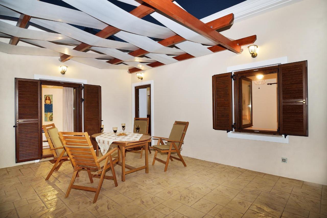 Anna 'S House - Garden Cottage In Kíssamos Dış mekan fotoğraf
