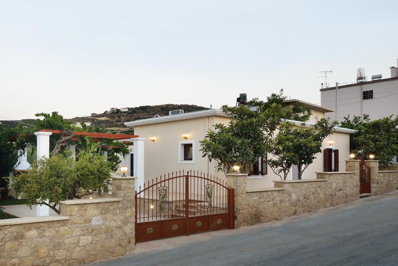 Anna 'S House - Garden Cottage In Kíssamos Dış mekan fotoğraf